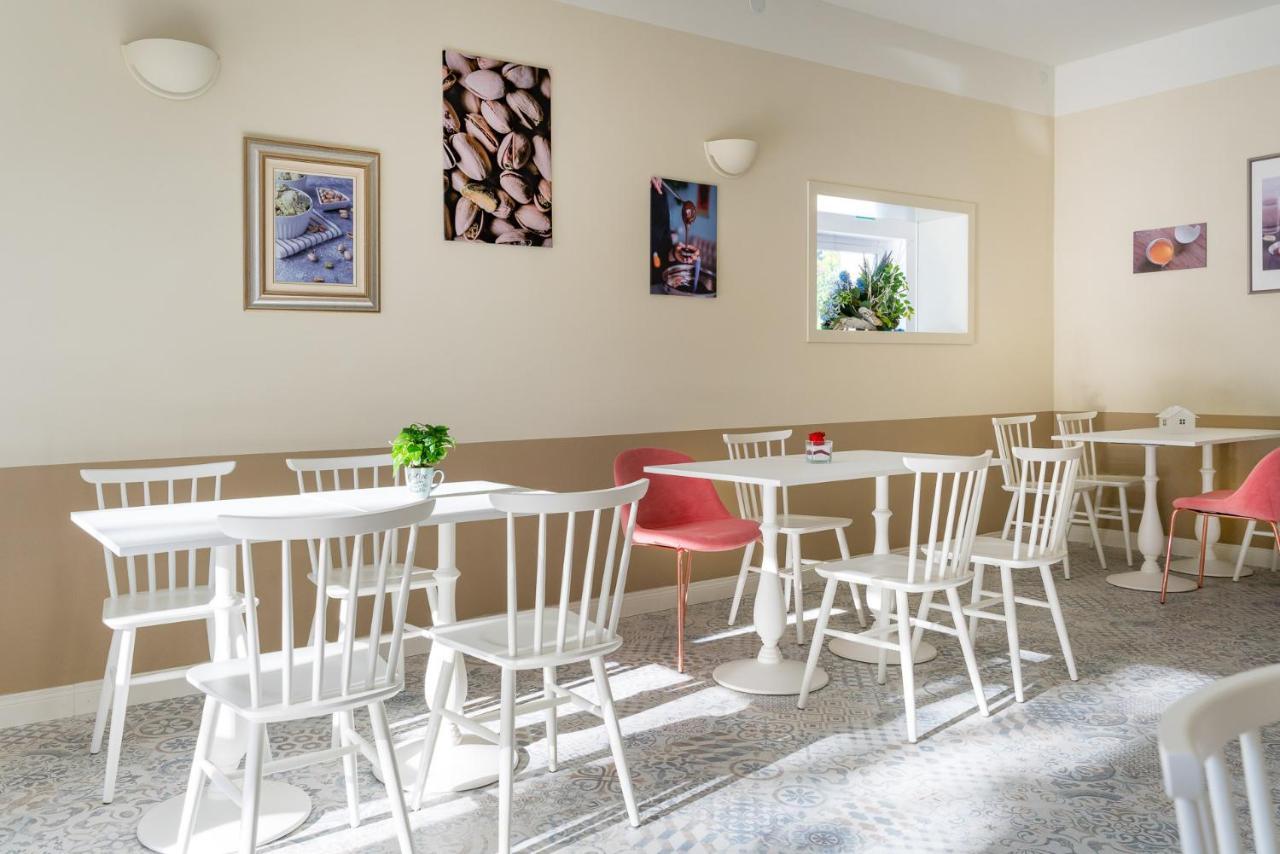 Pan Di Zenzero Icecream Hotel Rimini Ngoại thất bức ảnh